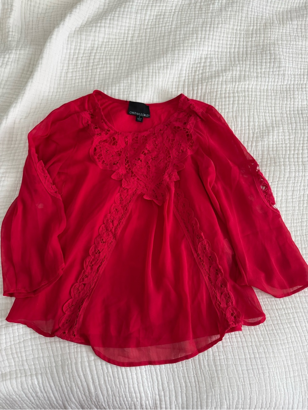 Red Bell Sleeved Lace Chiffon Blouse - Picture 2 of 6